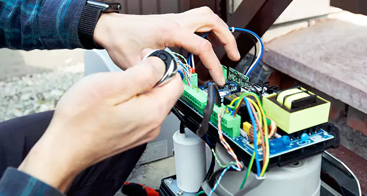 Automatic Driveway Gate Repair in Melbourne, FL