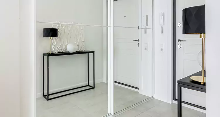 Mirrored Bifold Closet Doors Repair in Melbourne, FL