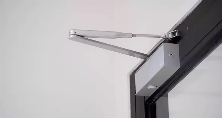 Screen Door Closer Repair in Melbourne, FL