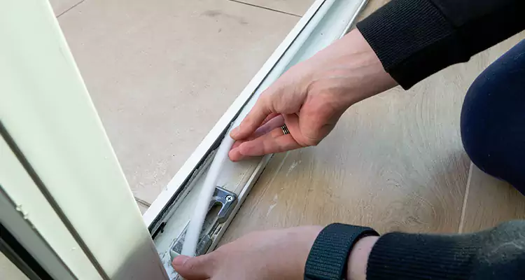 Garage Door Off Track Repair in Melbourne, FL