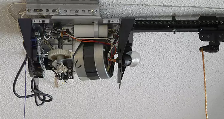 Emergency Garage Door Opener Repair in Melbourne, FL