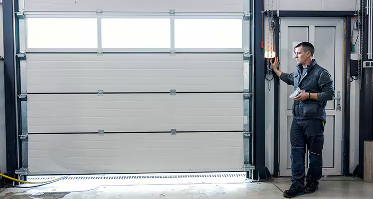 Modern Overhead Door Repair in Melbourne, FL