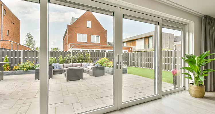 Best Sliding Screen Door Replacement Company in Melbourne, FL