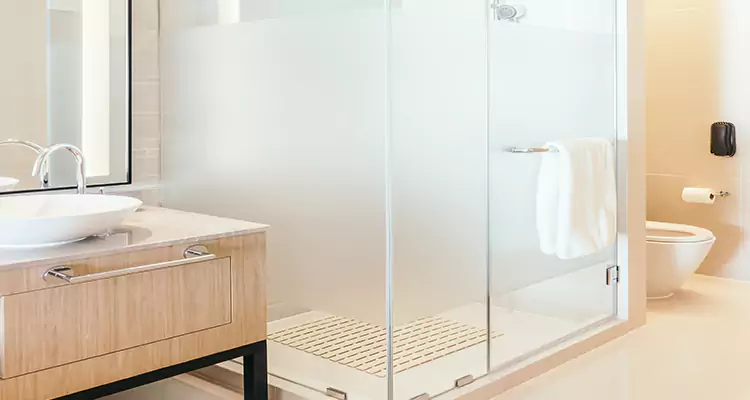 Expert Shower Door Fix and Repair in Melbourne, FL